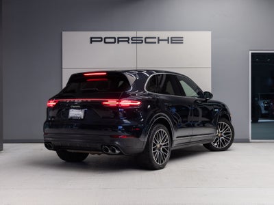 2023 Porsche Cayenne Cayenne E-Hybrid (MY23)