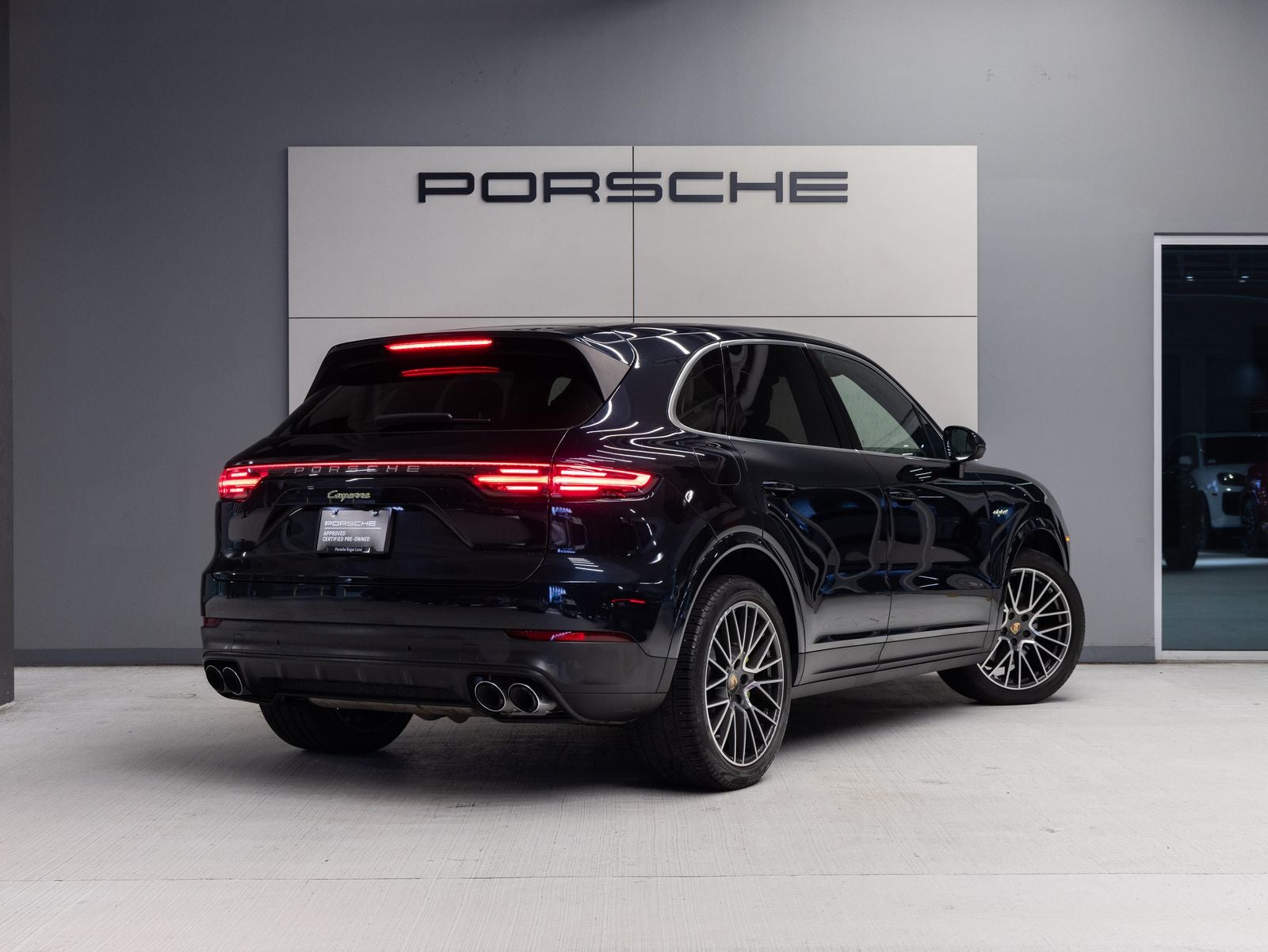 2023 Porsche Cayenne Cayenne E-Hybrid (MY23)