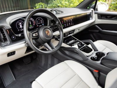 2025 Porsche Cayenne Cayenne E-Hybrid