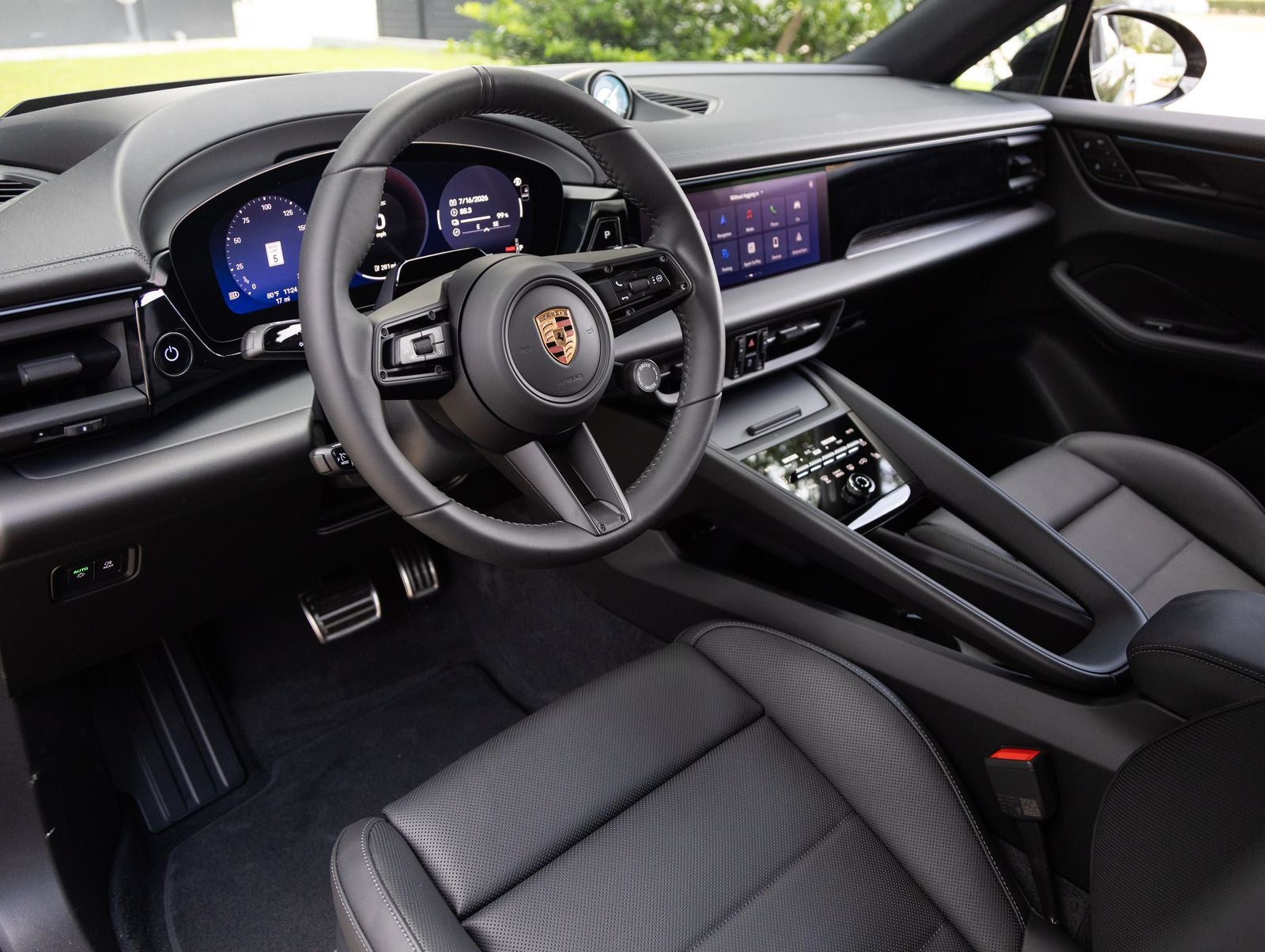 2026 Porsche Macan Macan GTS Electric