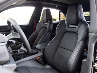 2026 Porsche Macan Macan GTS Electric