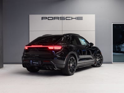 2026 Porsche Macan Macan GTS Electric