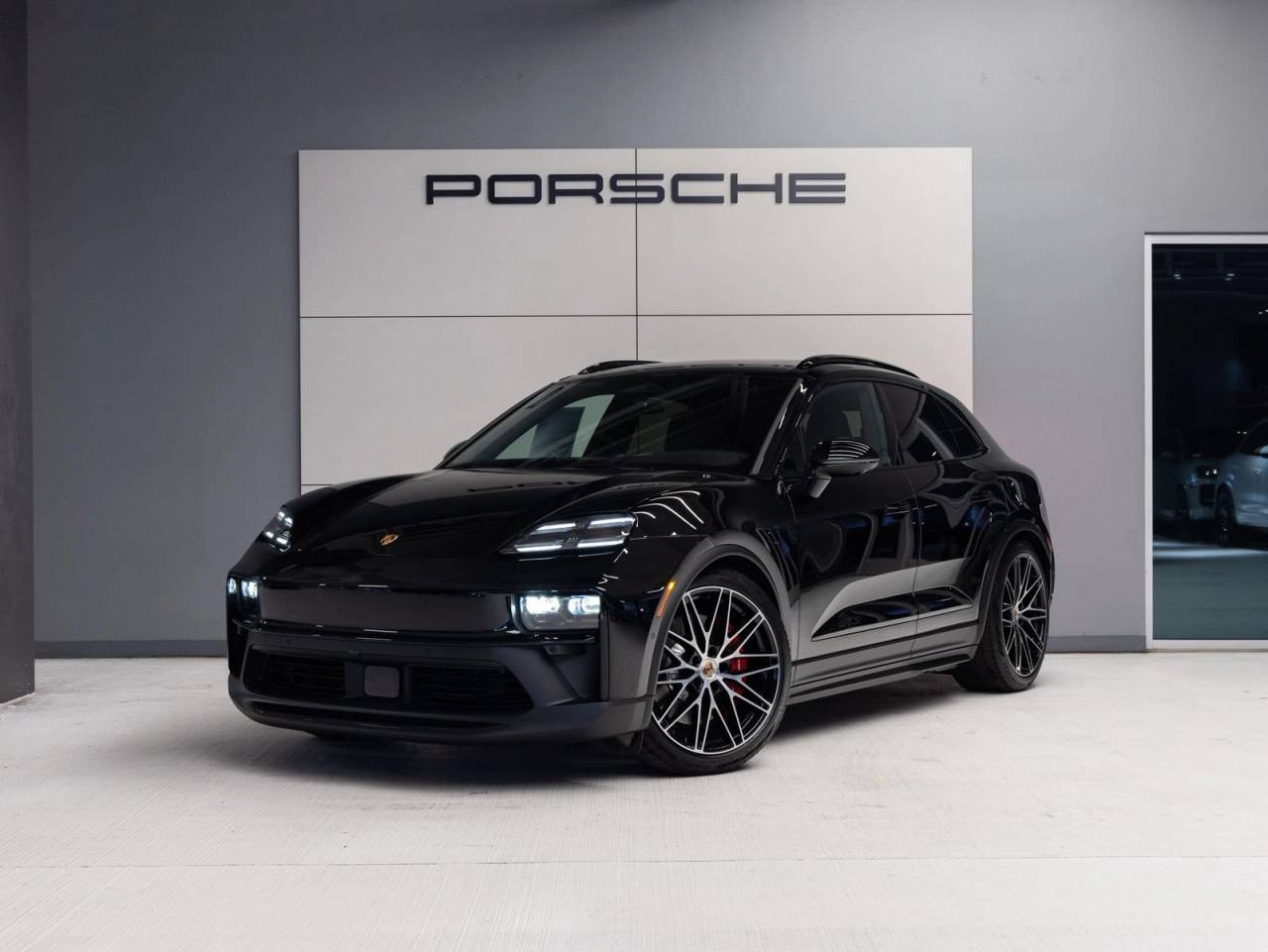 2026 Porsche Macan Macan GTS Electric