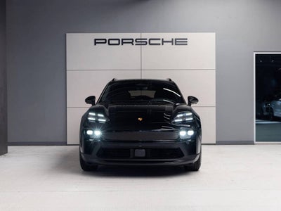 2026 Porsche Macan Macan GTS Electric