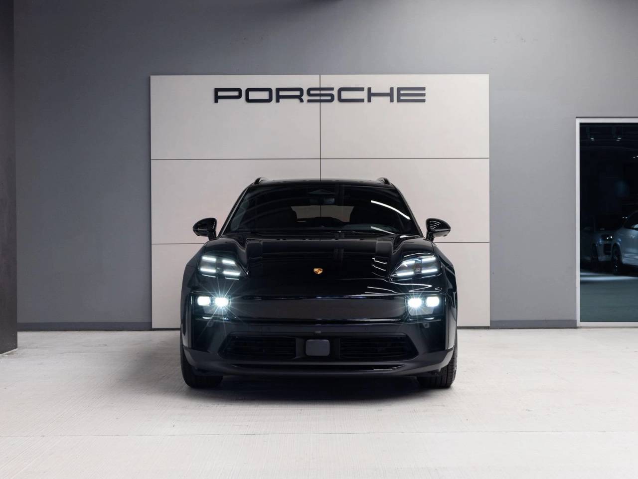 2026 Porsche Macan Macan GTS Electric