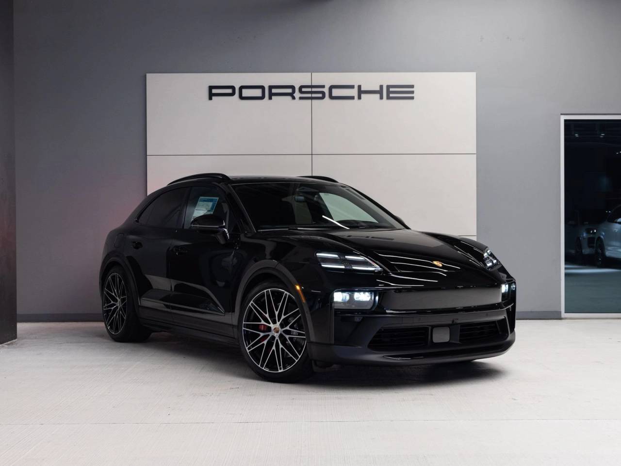 2026 Porsche Macan Macan GTS Electric