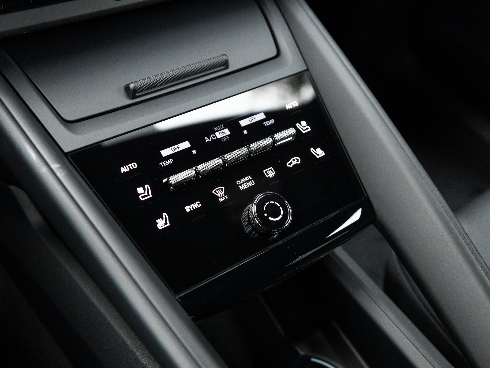 2026 Porsche Macan Macan GTS Electric
