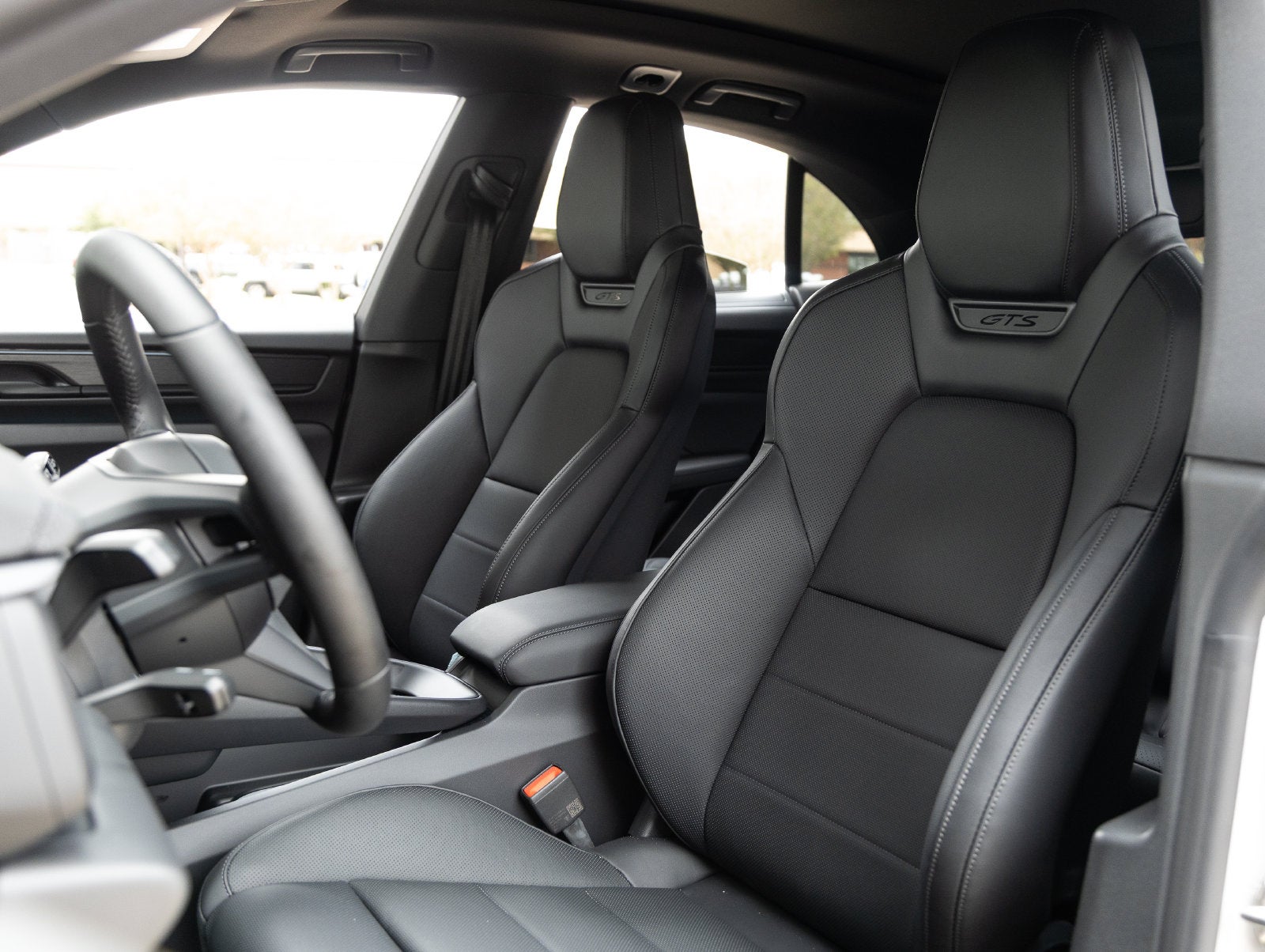 2026 Porsche Macan Macan GTS Electric