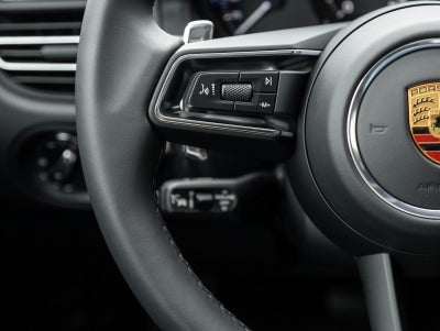 2026 Porsche Macan Macan GTS