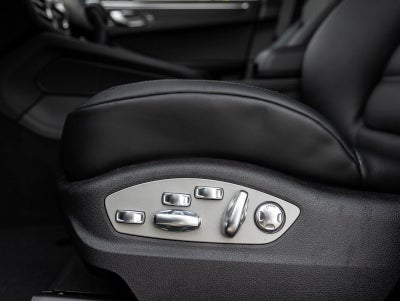 2026 Porsche Macan Macan GTS