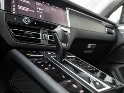 2026 Porsche Macan Macan GTS