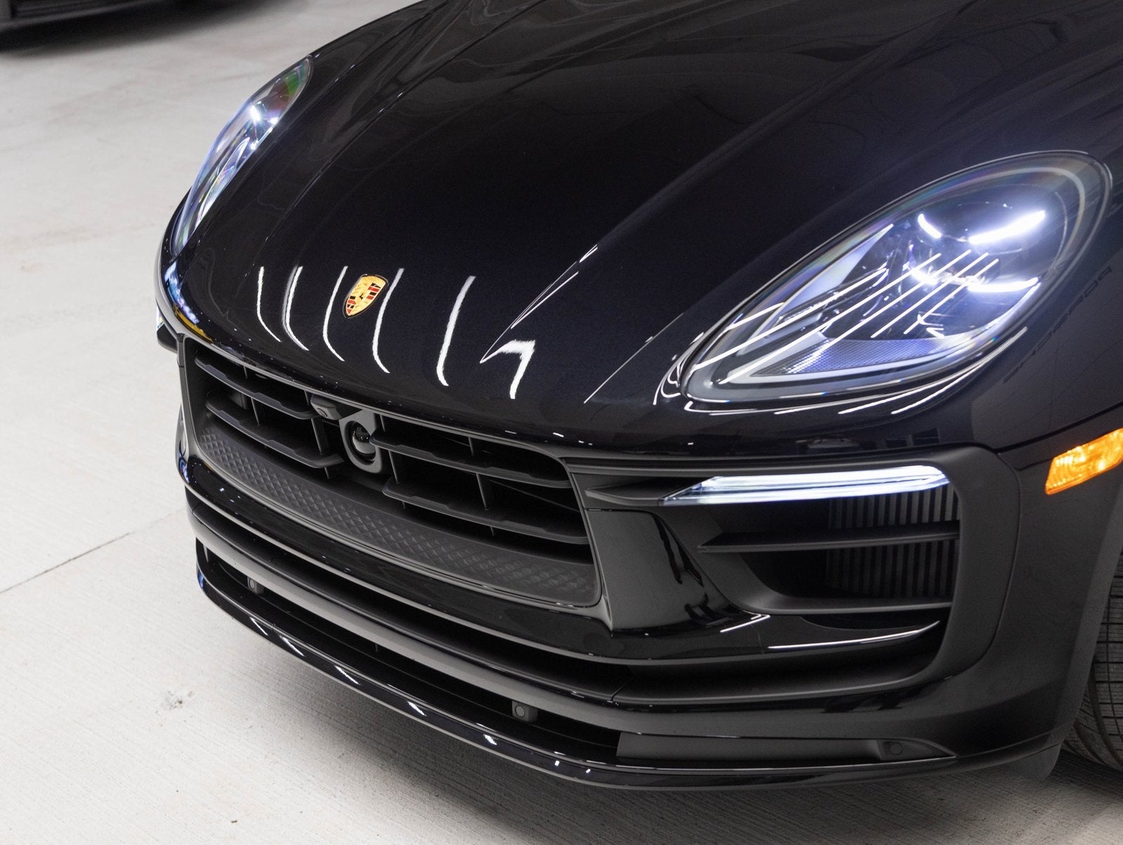 2026 Porsche Macan Macan GTS