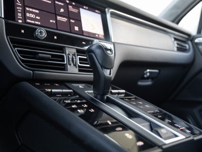 2022 Porsche Macan Macan GTS