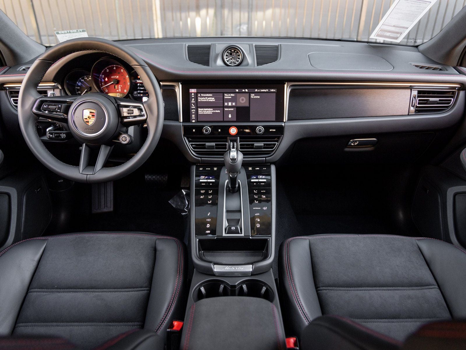 2026 Porsche Macan Macan GTS