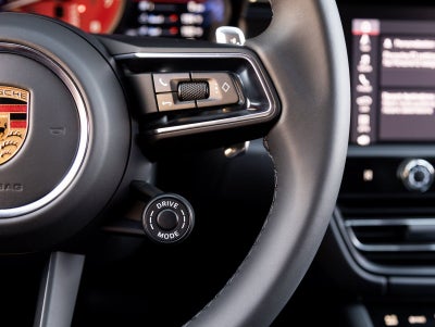 2026 Porsche Macan Macan GTS