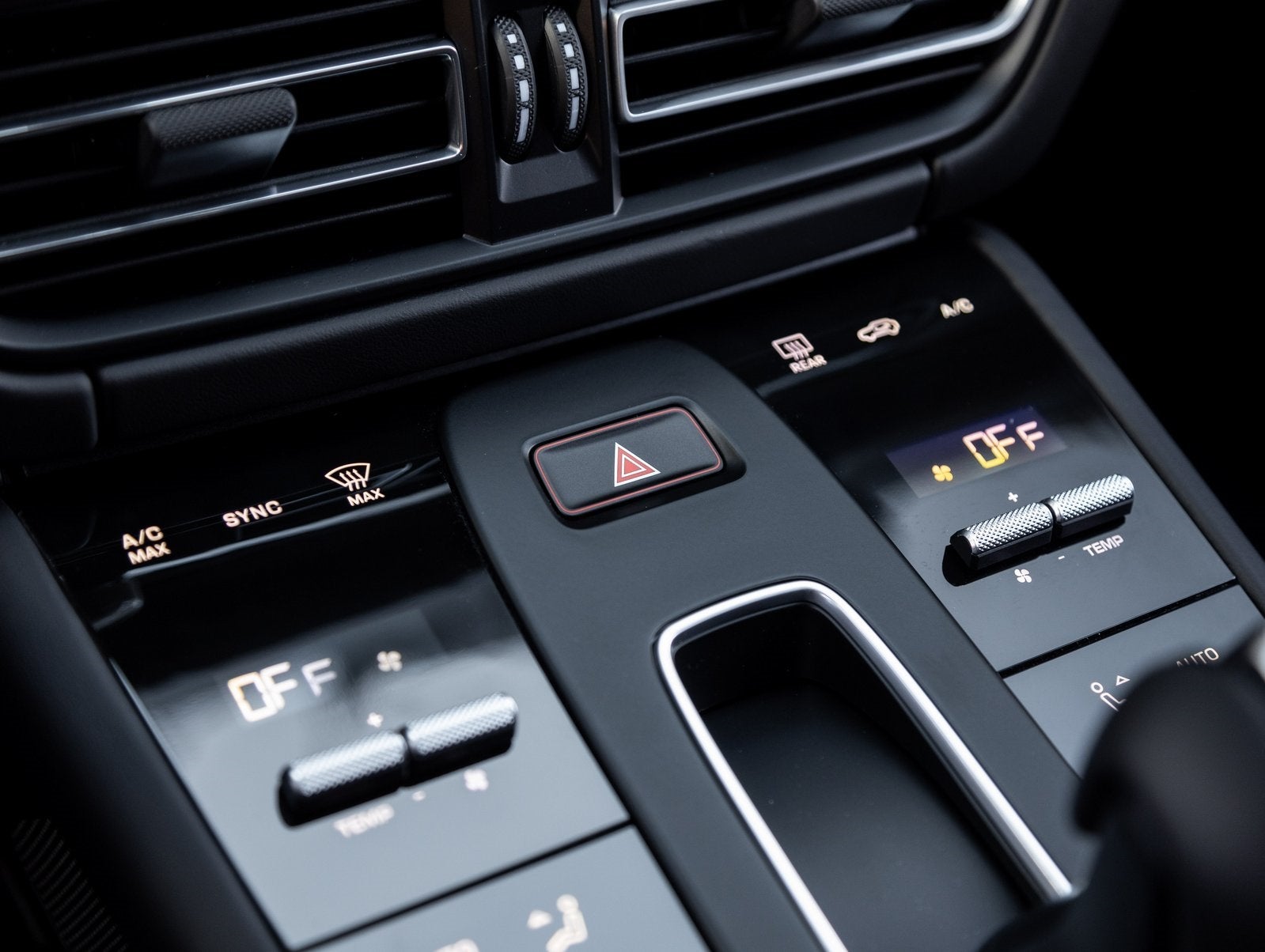 2026 Porsche Macan Macan GTS