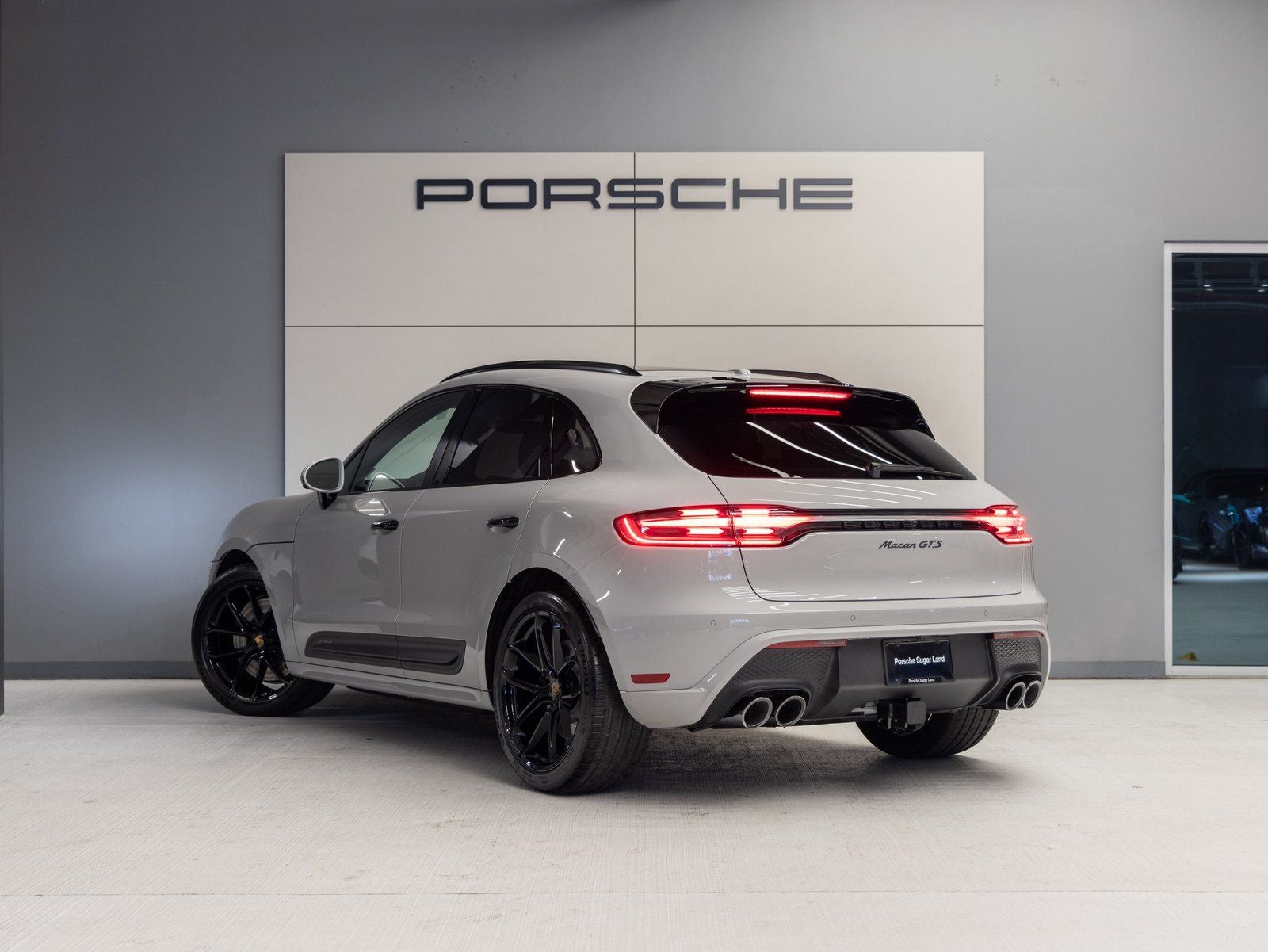 2026 Porsche Macan Macan GTS