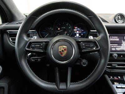 2024 Porsche Macan GTS