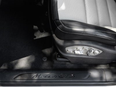 2024 Porsche Macan GTS
