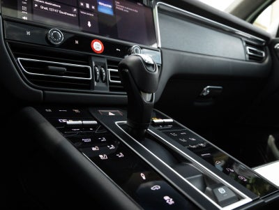 2024 Porsche Macan GTS