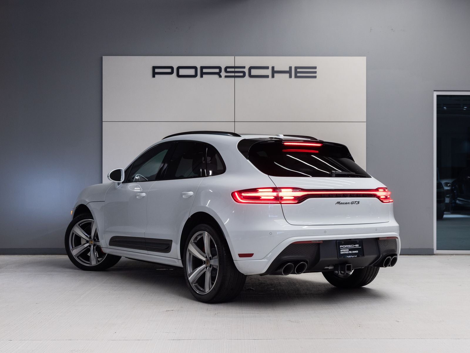 2024 Porsche Macan GTS