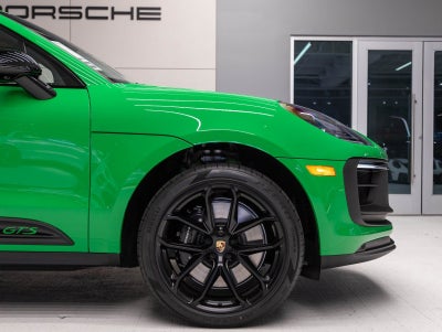 2026 Porsche Macan Macan GTS