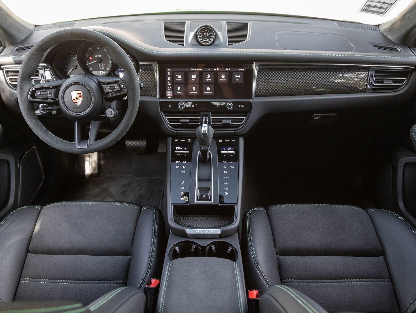 2026 Porsche Macan Macan GTS