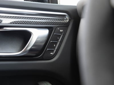 2026 Porsche Macan Macan GTS