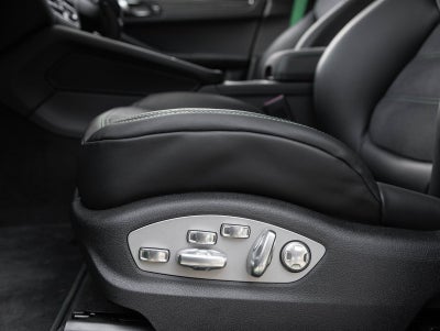 2026 Porsche Macan Macan GTS