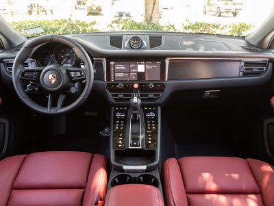 2026 Porsche Macan Macan GTS