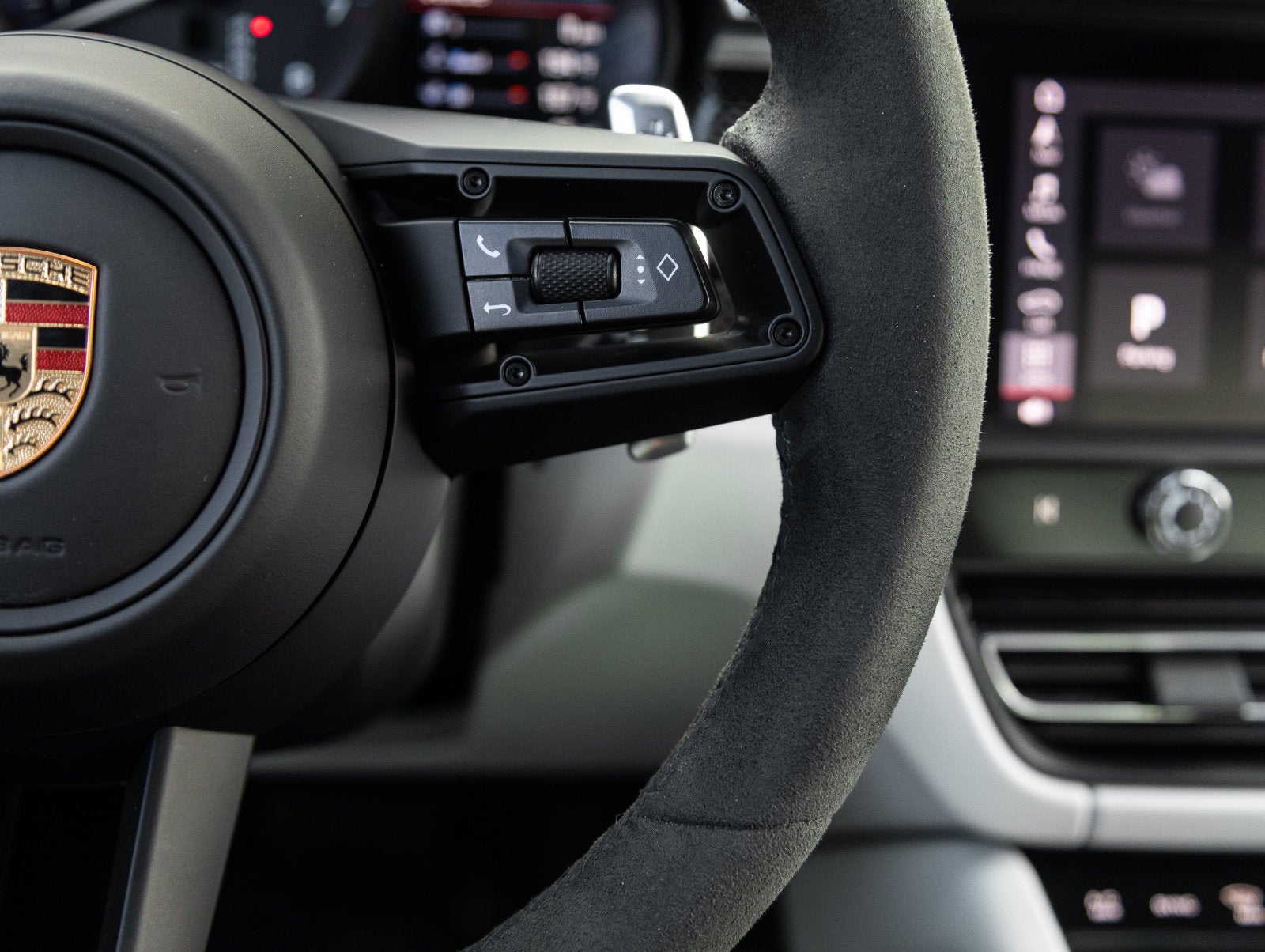 2024 Porsche Macan Macan GTS