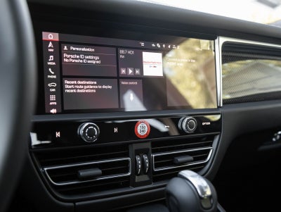 2026 Porsche Macan Macan GTS