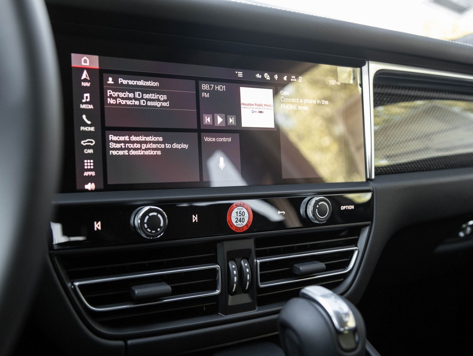 2026 Porsche Macan Macan GTS