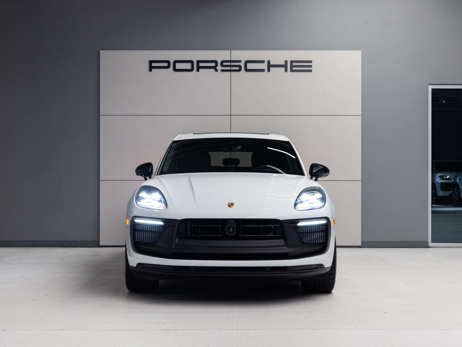 2026 Porsche Macan Macan GTS