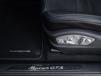 2026 Porsche Macan Macan GTS