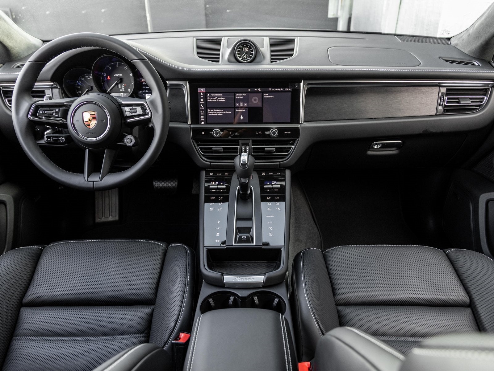 2026 Porsche Macan Macan GTS