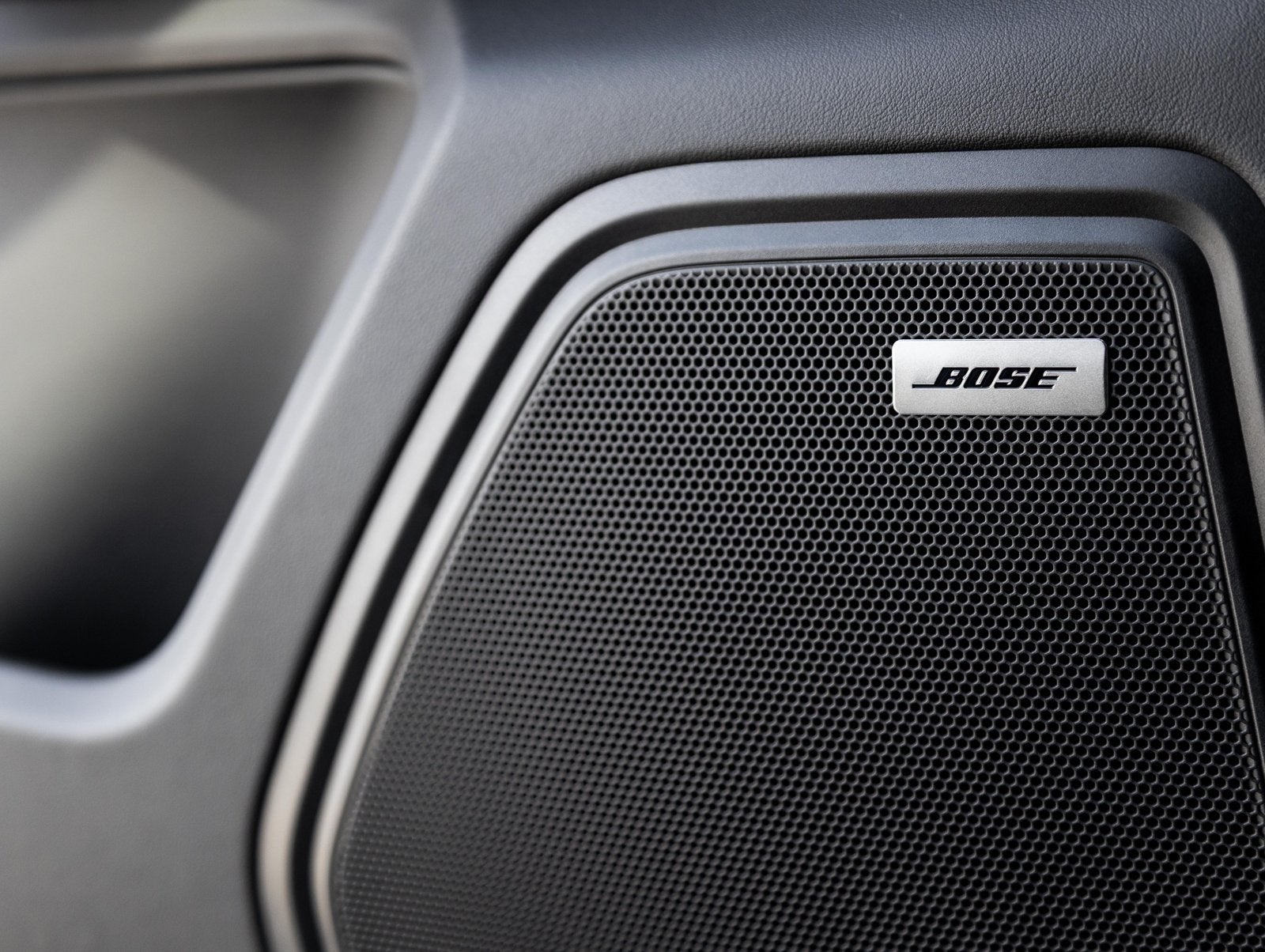 2026 Porsche Macan Macan GTS