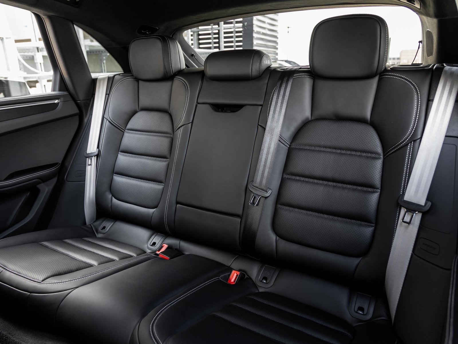 2026 Porsche Macan Macan GTS