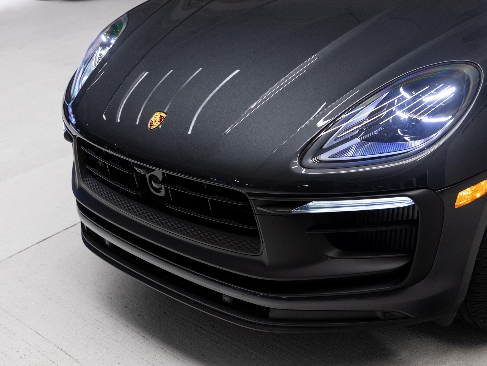 2026 Porsche Macan Macan GTS