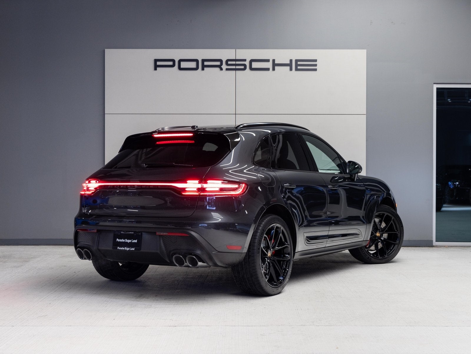 2026 Porsche Macan Macan GTS