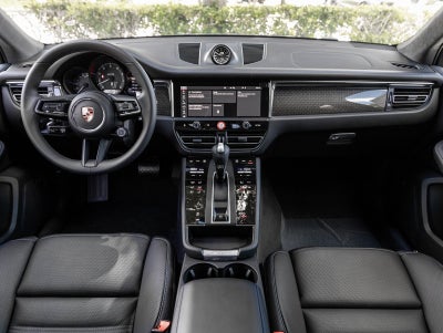 2026 Porsche Macan Macan GTS