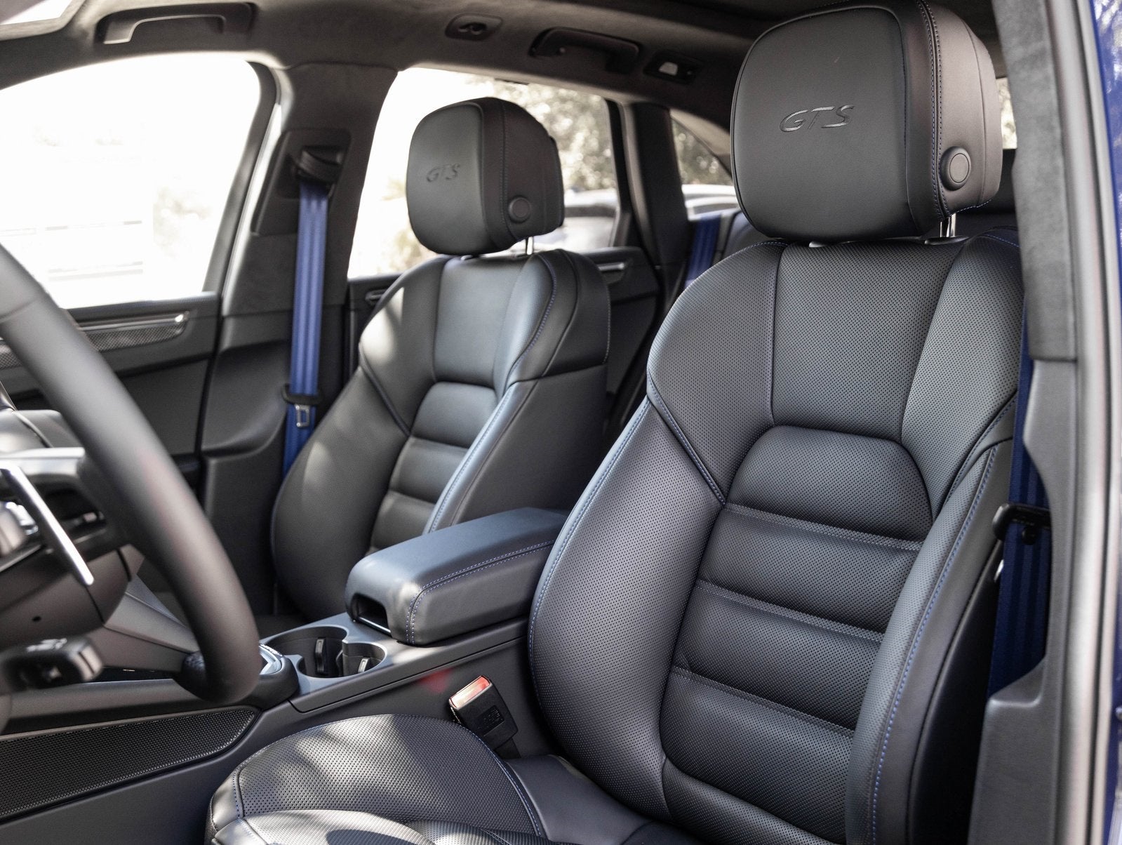 2026 Porsche Macan Macan GTS