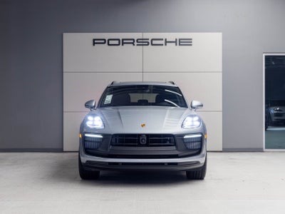2026 Porsche Macan Macan GTS
