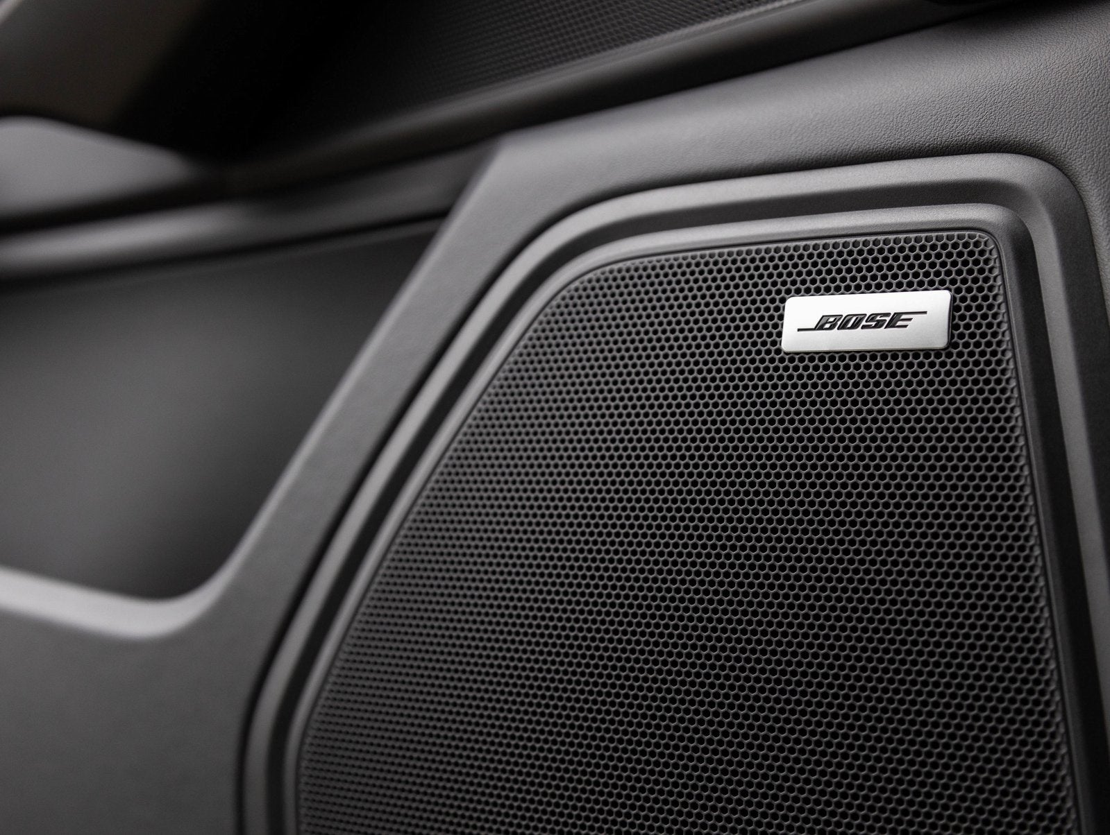 2026 Porsche Macan Macan GTS