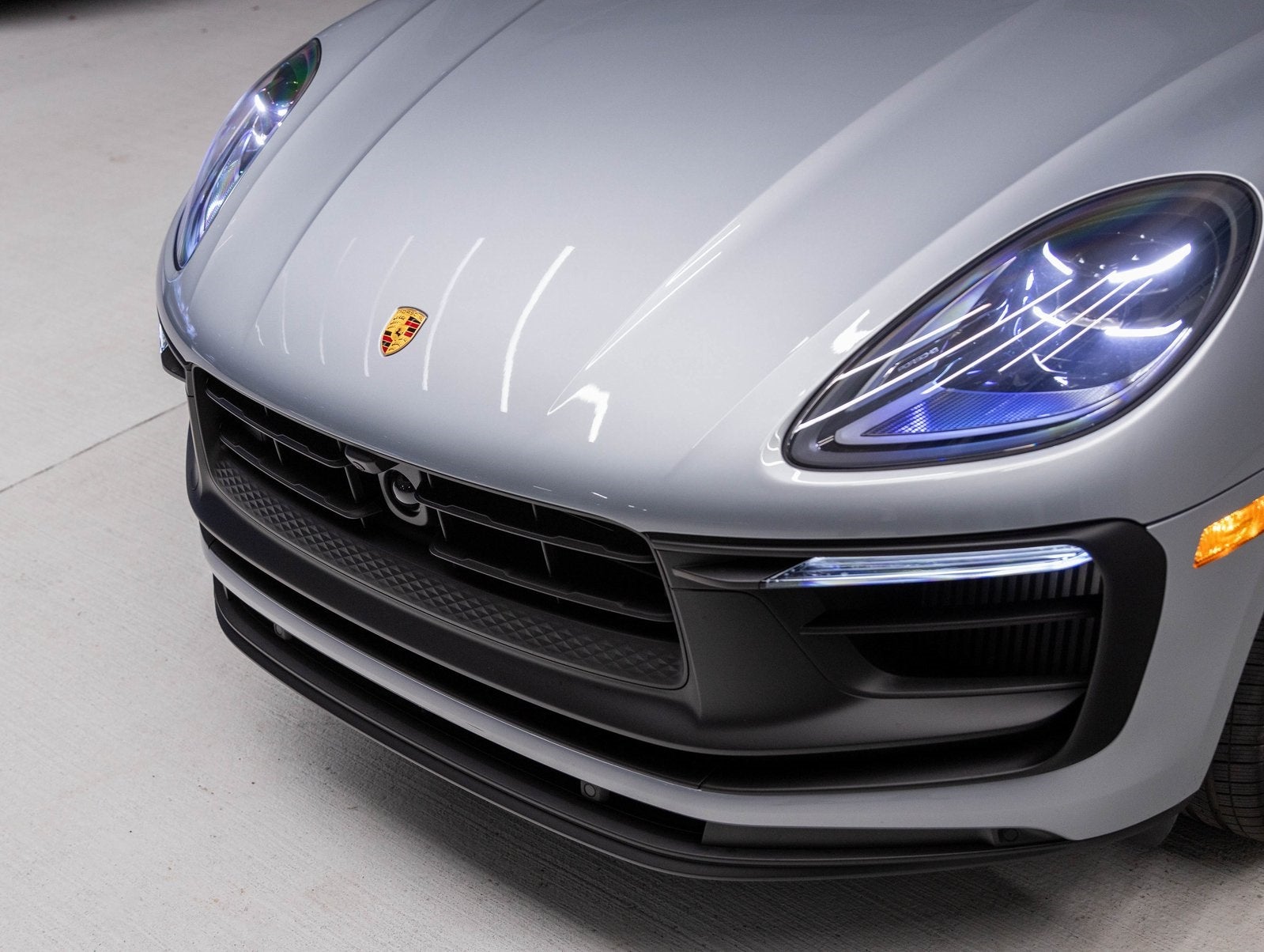 2026 Porsche Macan Macan GTS