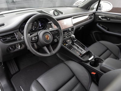 2026 Porsche Macan Macan GTS