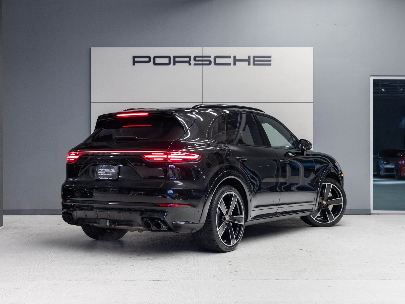 2023 Porsche Cayenne Cayenne Turbo (MY23)