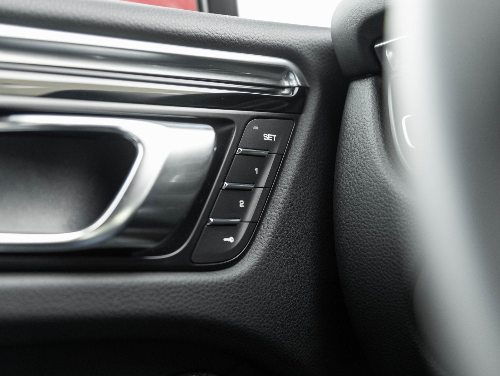 2026 Porsche Macan Macan S