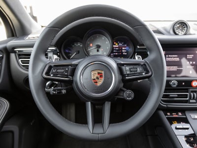 2025 Porsche Macan Macan S