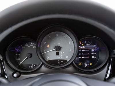 2025 Porsche Macan Macan S